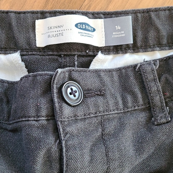 Boys old navy chinos size 14 - Picture 2 of 4